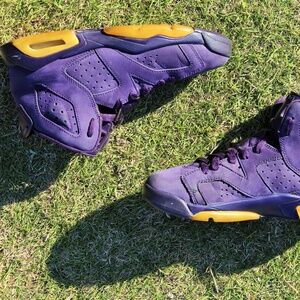 Air Jordan 6 Retro Purple Dynasty (GS) – Size 4.5 – Pre‑Owned (Fair Condition)